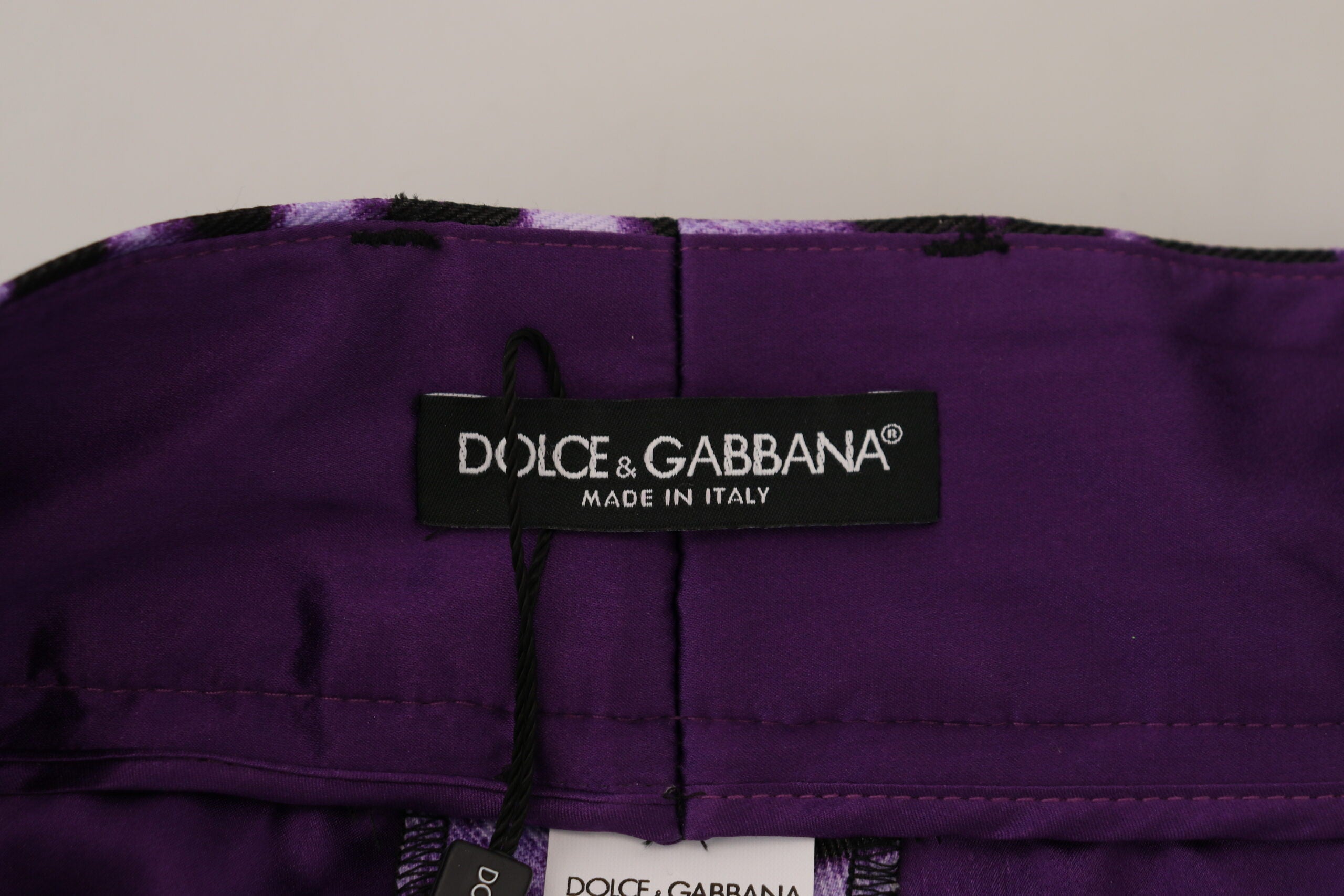 Dolce & Gabbana Lila Leopard Print Hose mit hoher Taille