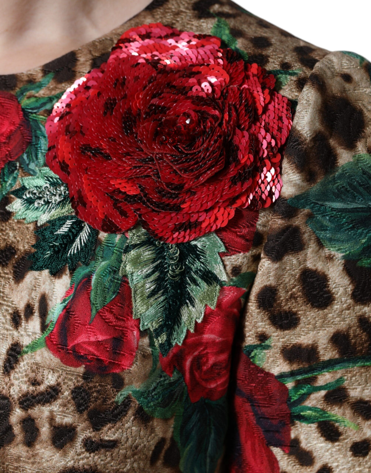 Dolce & Gabbana Braunes Leopardenkleid mit roten Rosen aus Baumwolle in A-Linie