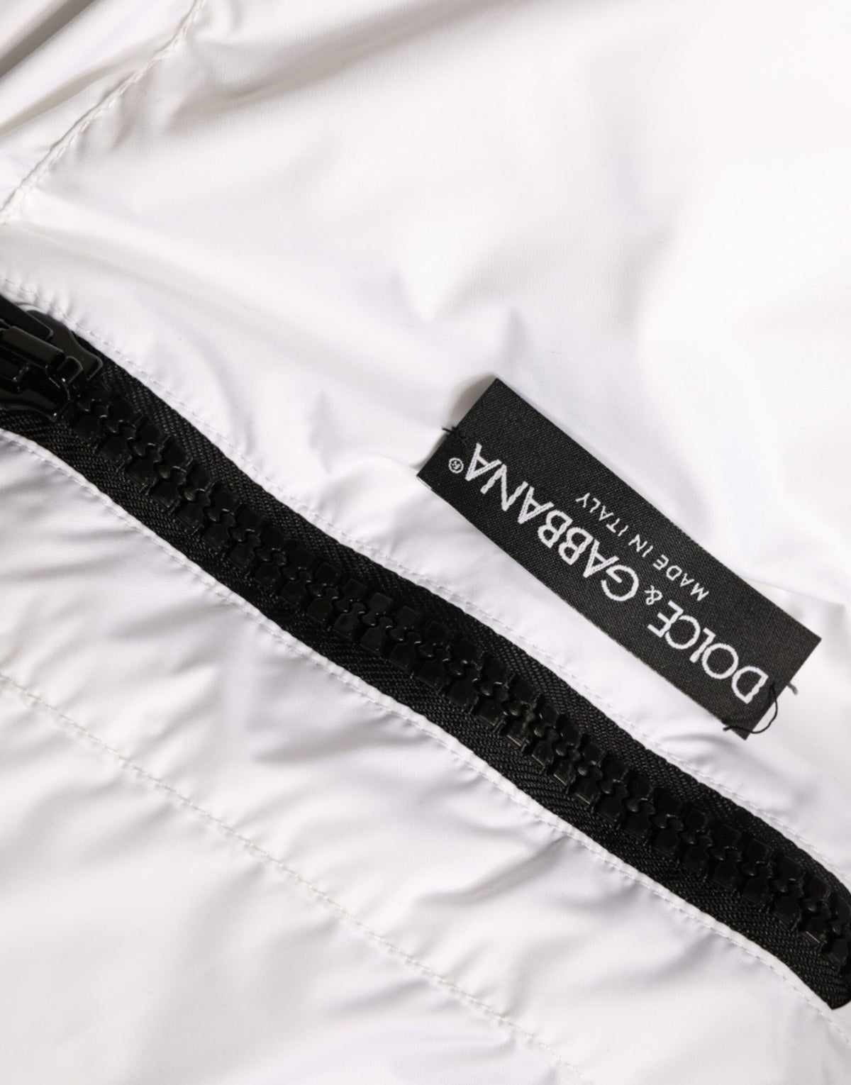 Dolce & Gabbana Weißer Puffer Steppmantel Jacke mit durchgehendem Reißverschluss