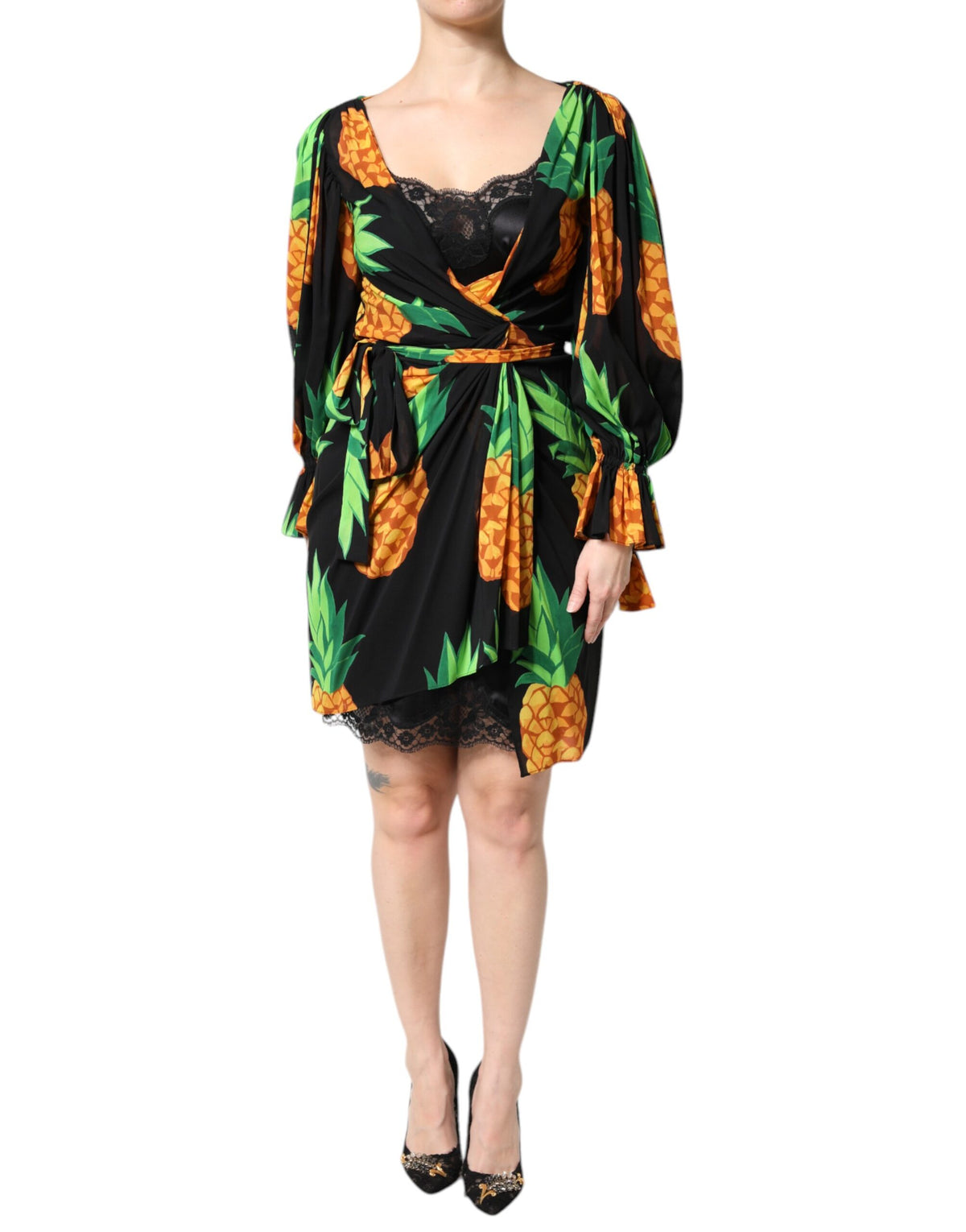 Dolce & Gabbana Schwarzes Seiden-Wickelkleid mit drapiertem Ananas-Print