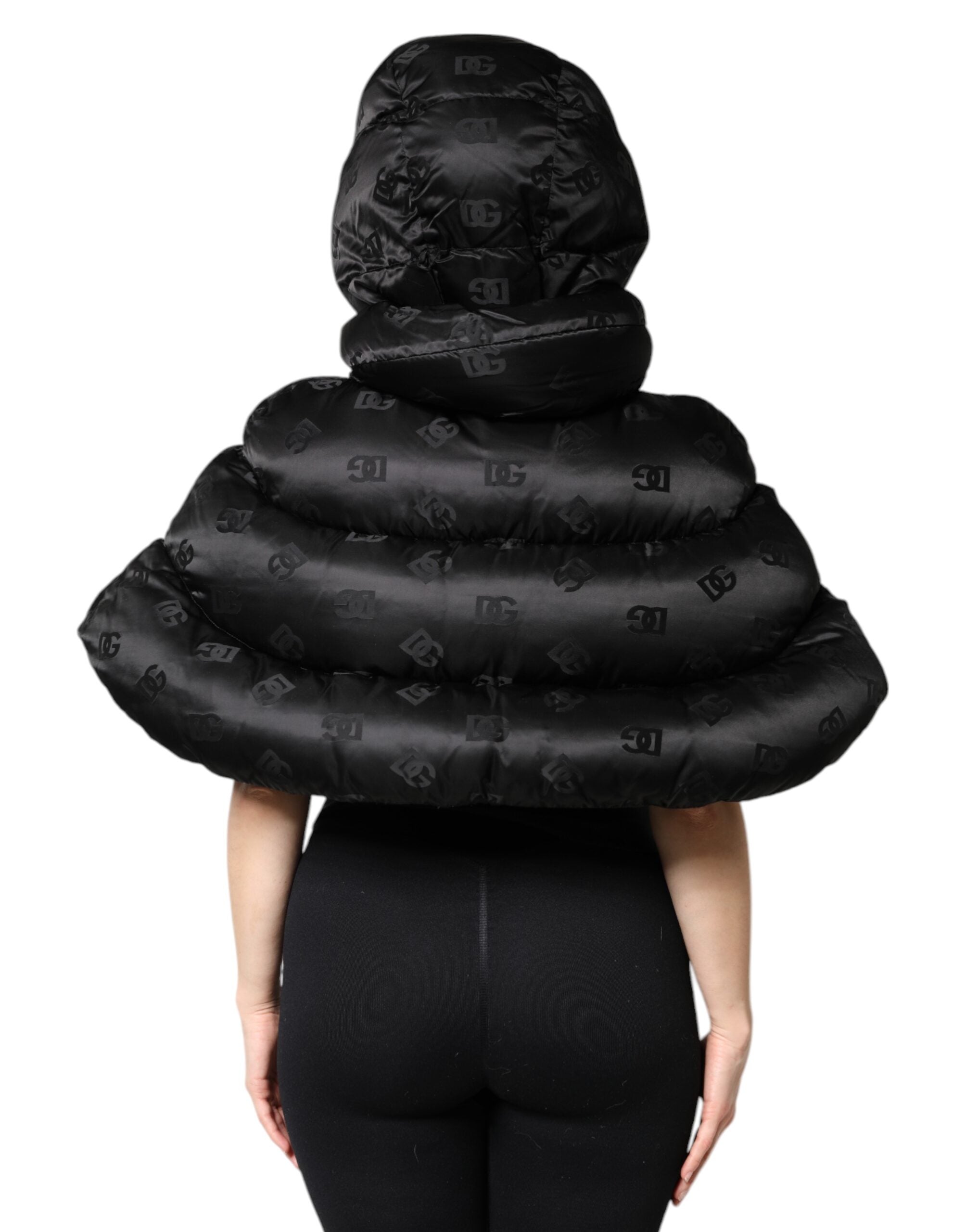 Dolce & Gabbana Schwarze gepolsterte Kapuzenjacke mit durchgehendem Reißverschluss und Cropped Jacket
