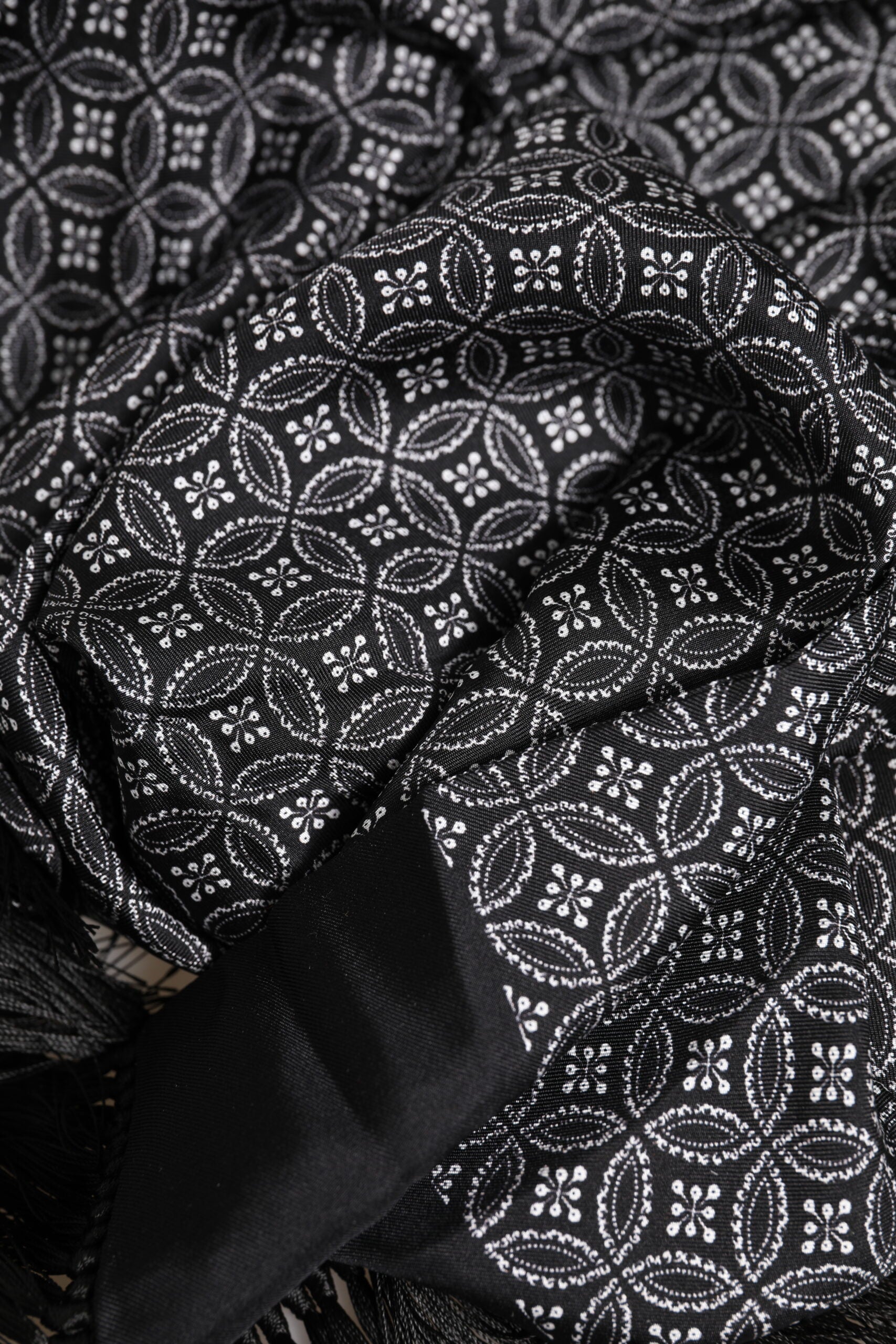 Dolce & Gabbana Schwarz gemusterte Fransen Männer Foulard Schal