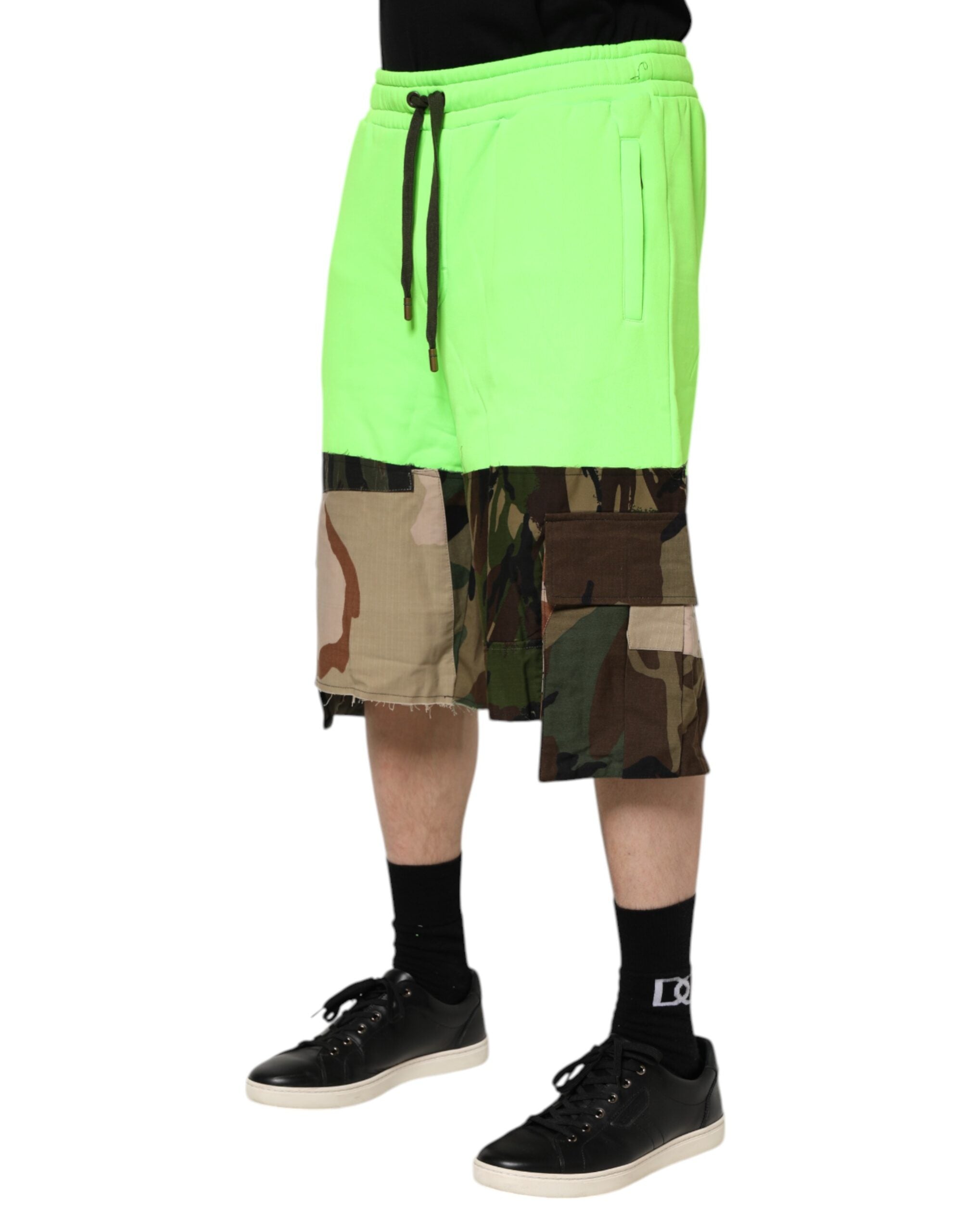 Dolce & Gabbana Grüne Patchwork Cargo-Bermudas für Männer Shorts