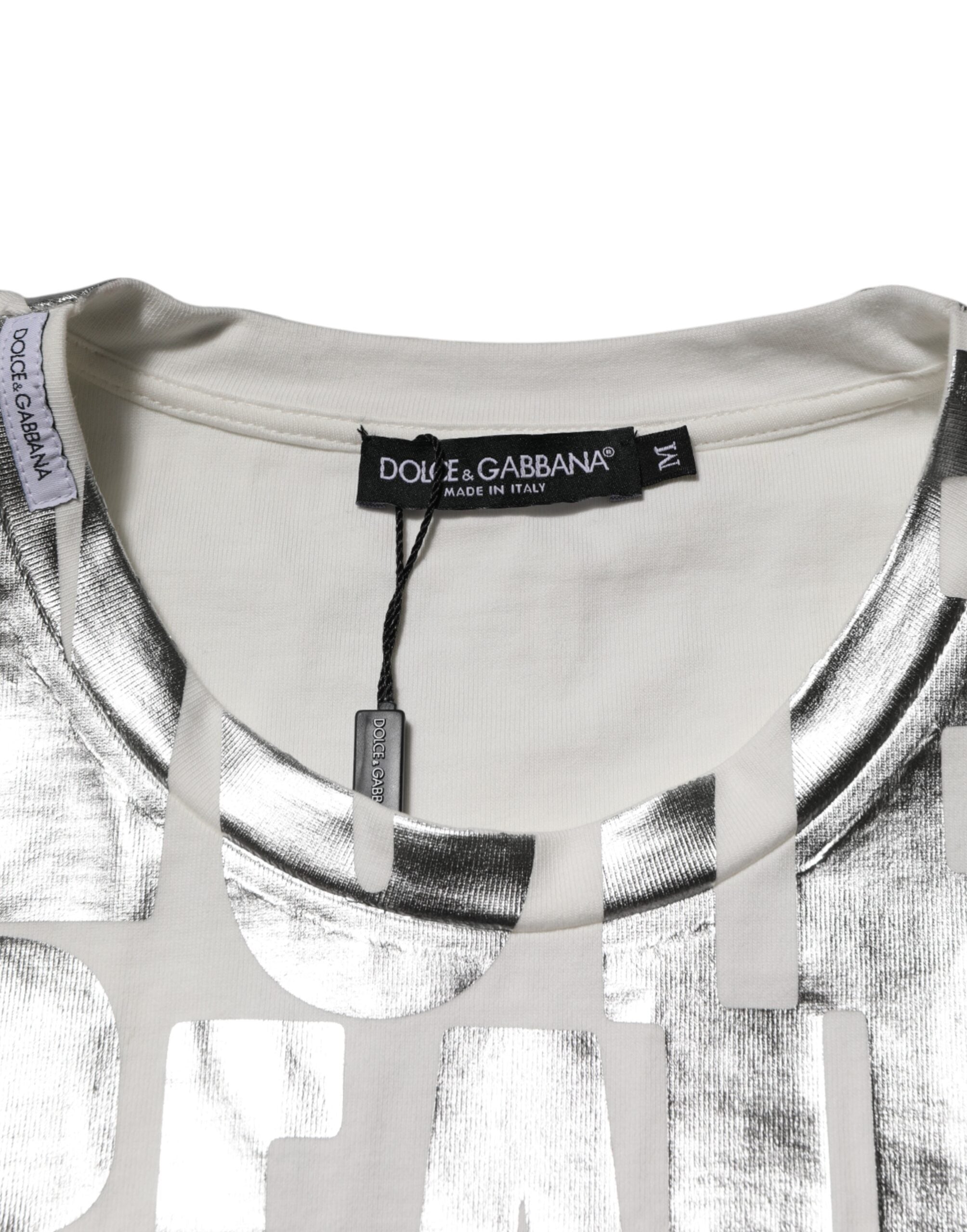 Dolce & Gabbana Weißes Baumwoll-T-Shirt mit silbernem Metallic-Slogan-Aufdruck