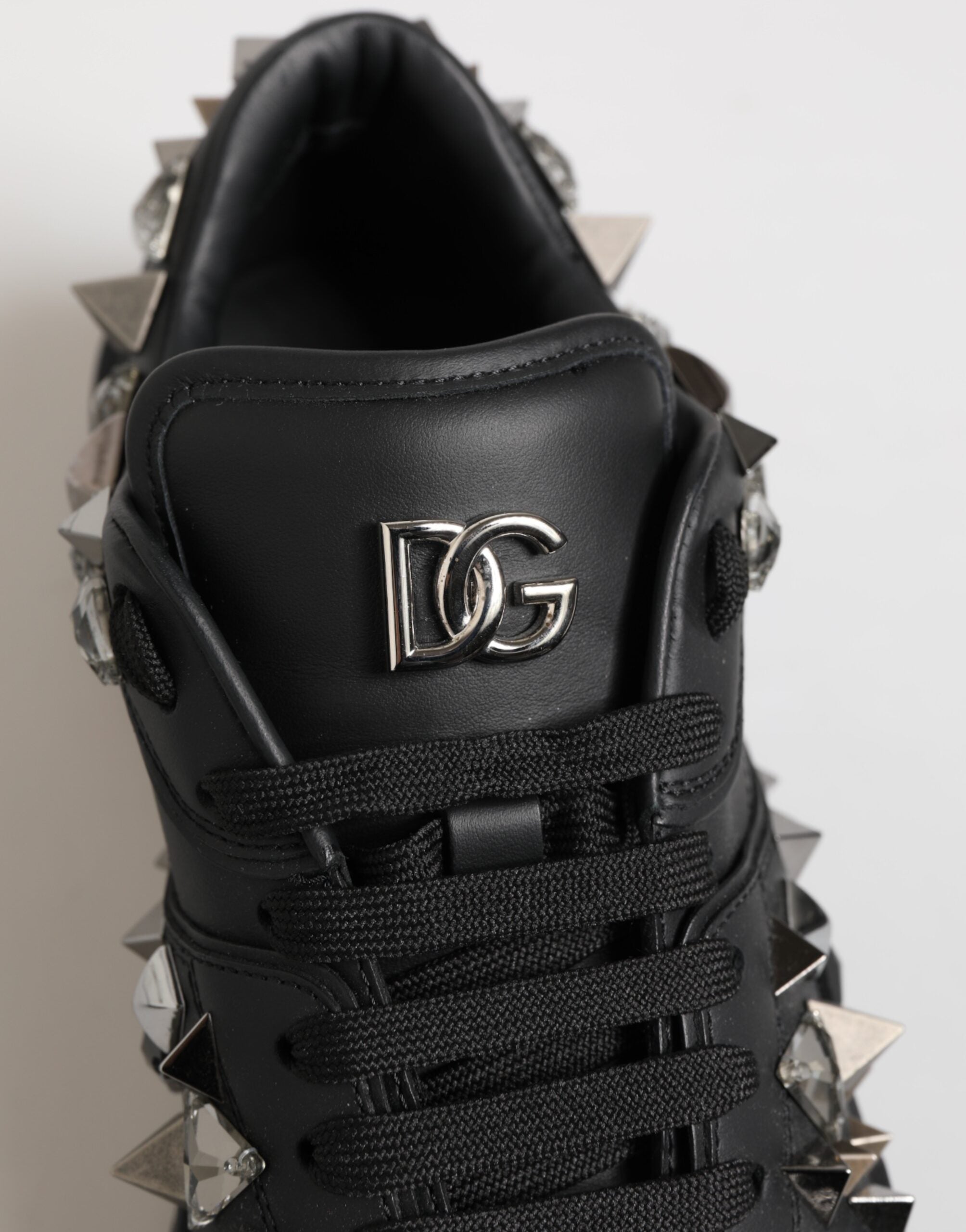Dolce & Gabbana Schwarze Leder Nieten Low Top Sneakers Schuhe