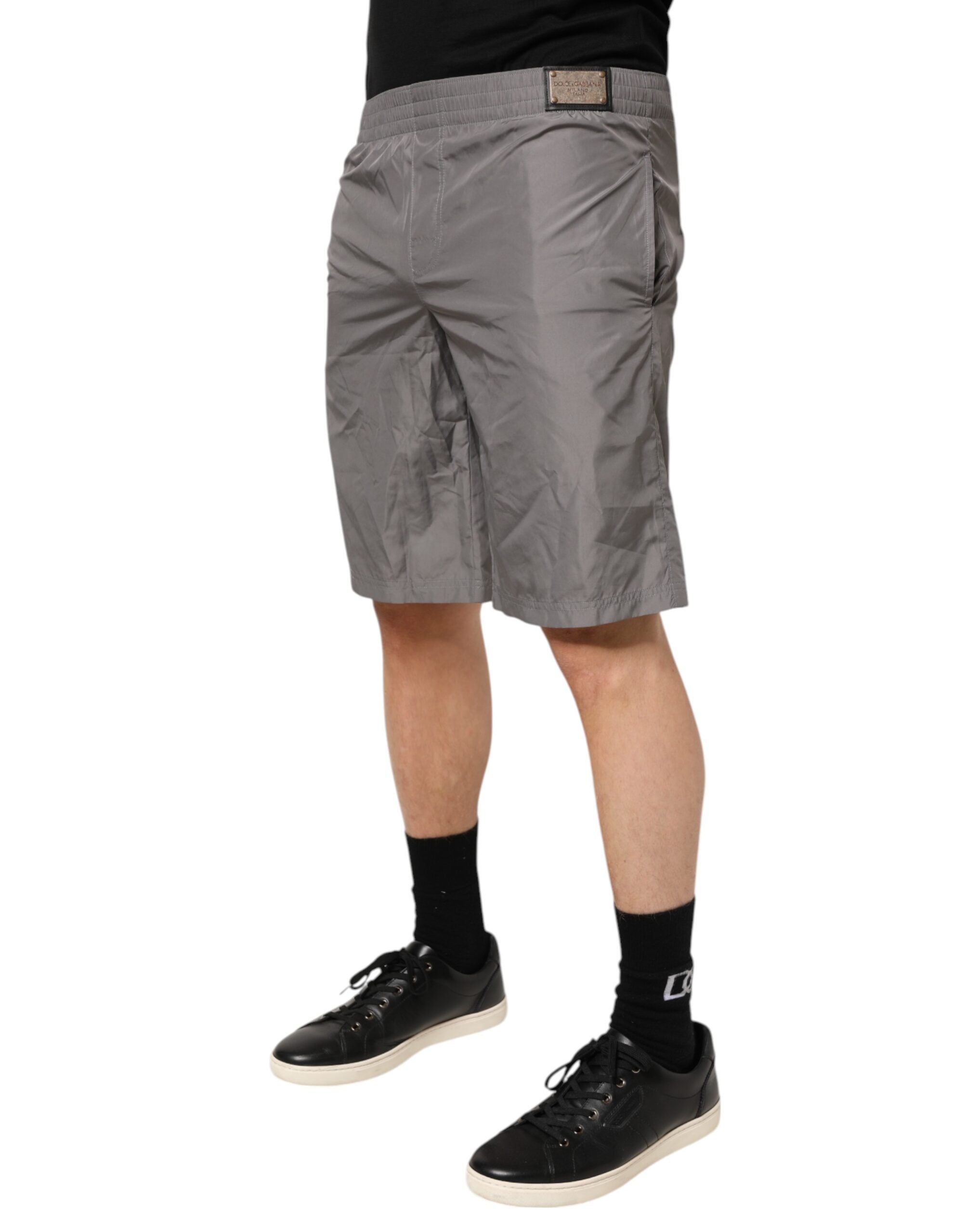 Dolce & Gabbana Hellgraue Nylon-Badeshorts mit elastischer Taille Bademode