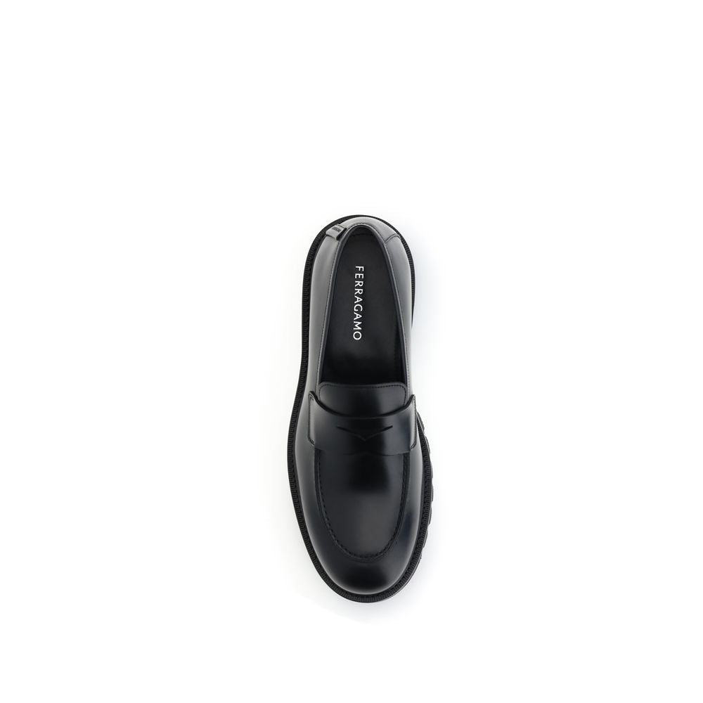 Ferragamo Schwarze "Bos Taurus" Kalbsleder Loafer zum Hineinschlüpfen