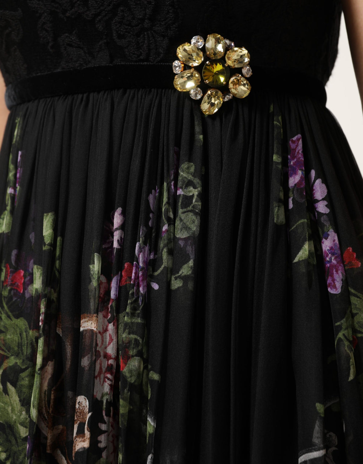 Dolce & Gabbana Schwarzes trägerloses Kleid mit Blumenmuster und Kristall