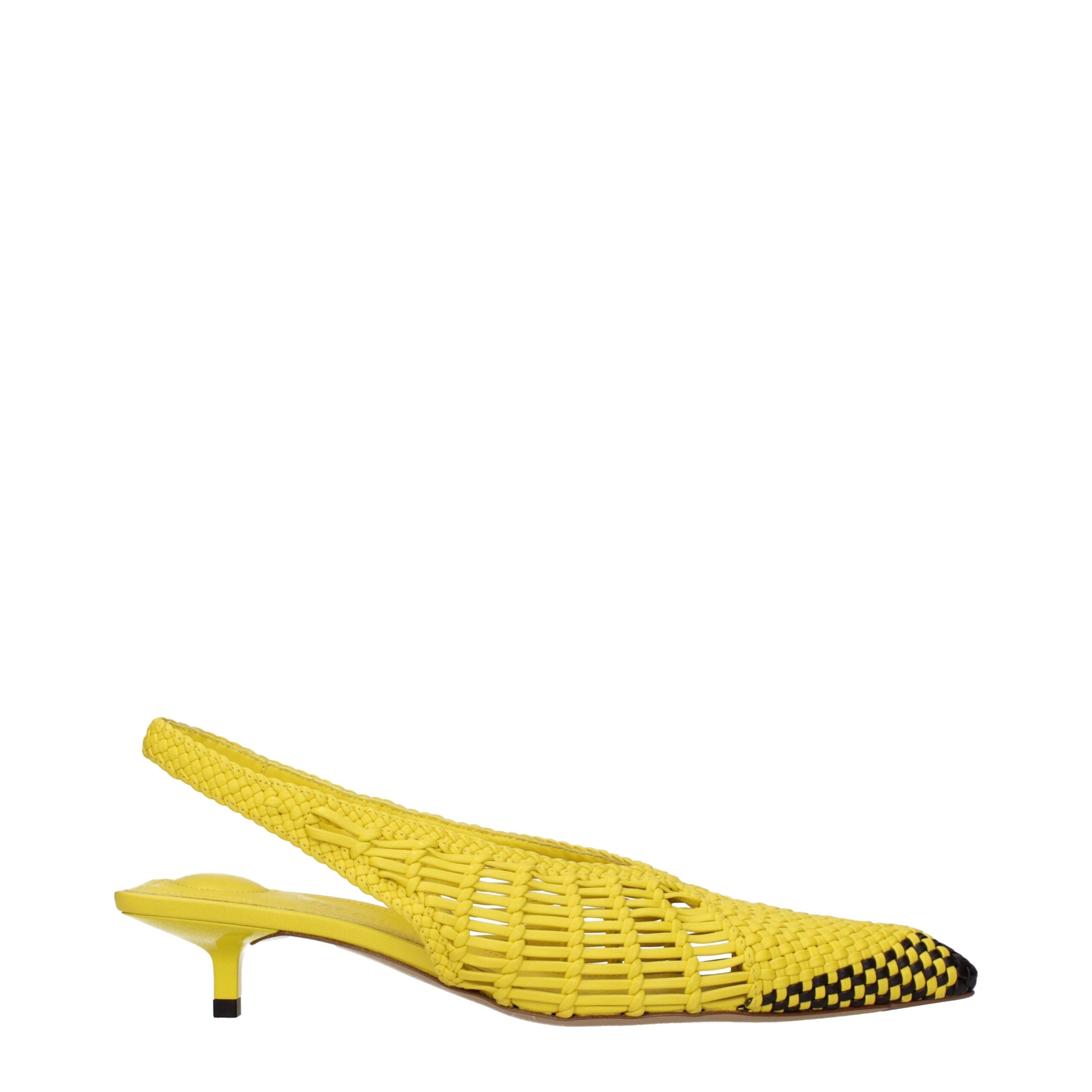 Jacquemus Gelbe Leder-Sandalen mit flacher Sohle