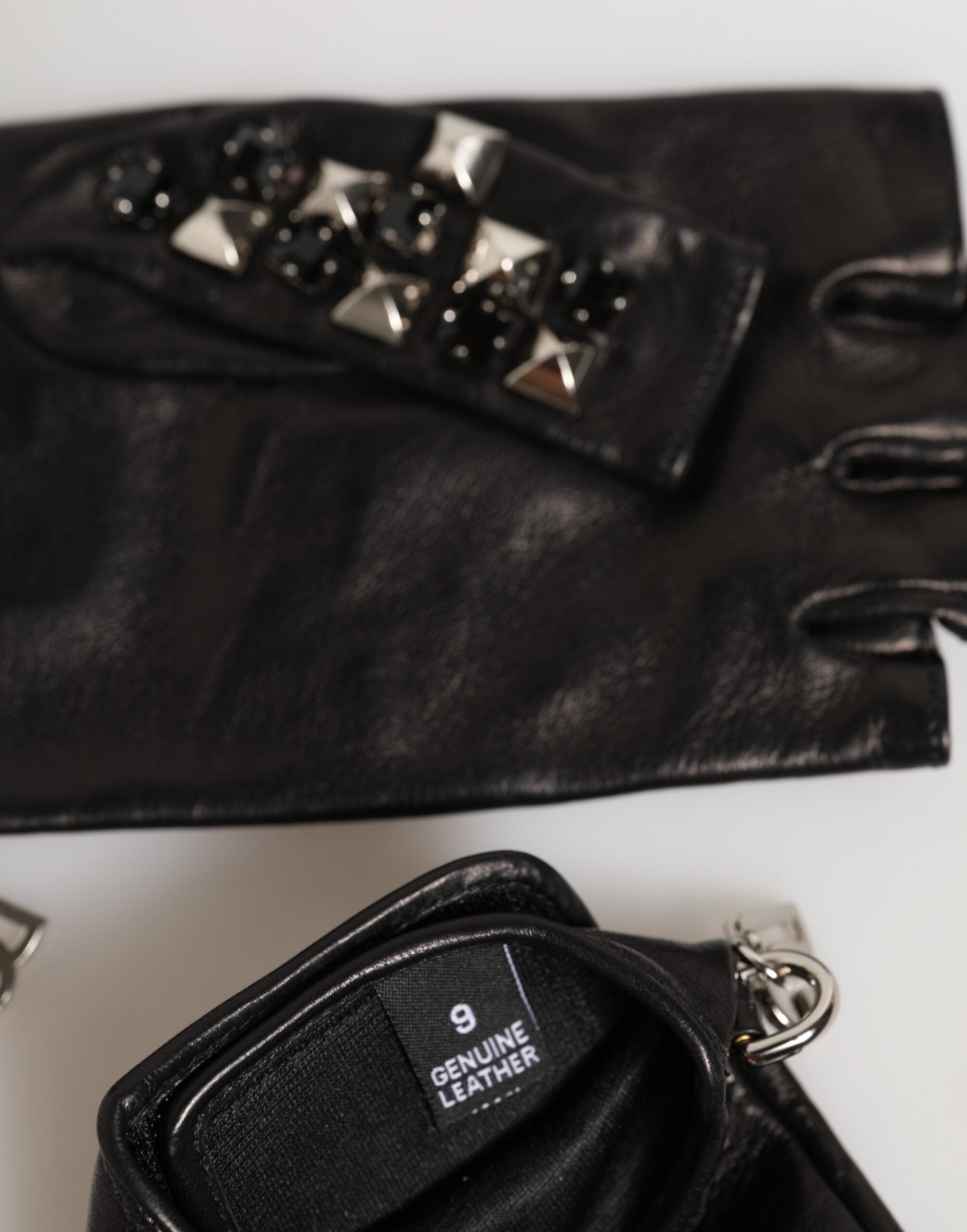 Dolce & Gabbana Schwarze Fingerlose Herren-Handschuhe aus Leder mit Nieten