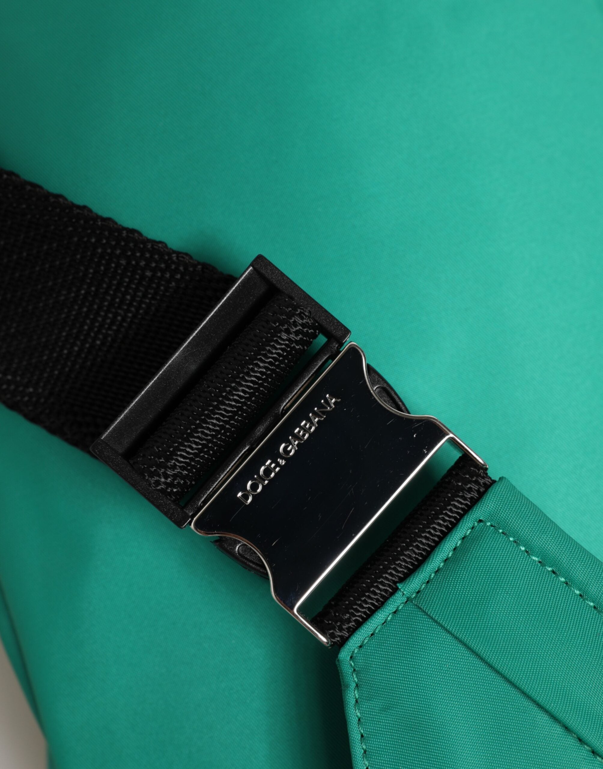 Dolce & Gabbana Grüne Logo-Plakette aus Nylon für die Taille, Herren-Borse-Tasche
