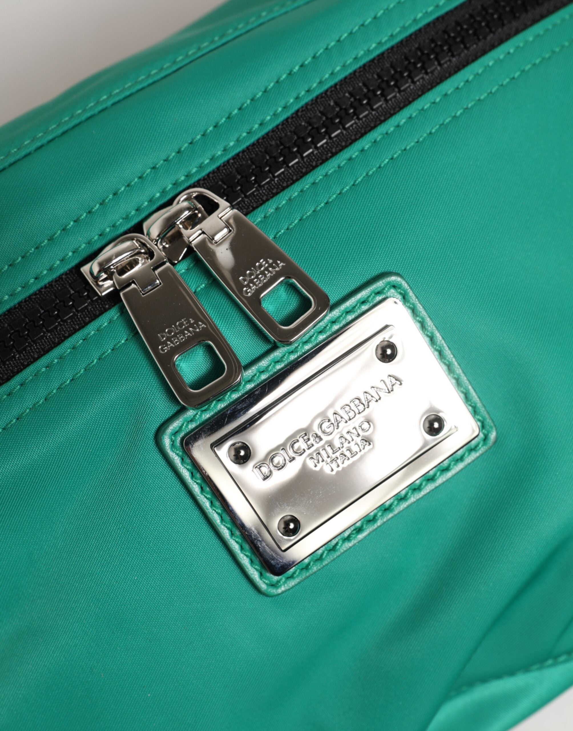 Dolce & Gabbana Grüne Logo-Plakette aus Nylon für die Taille, Herren-Borse-Tasche