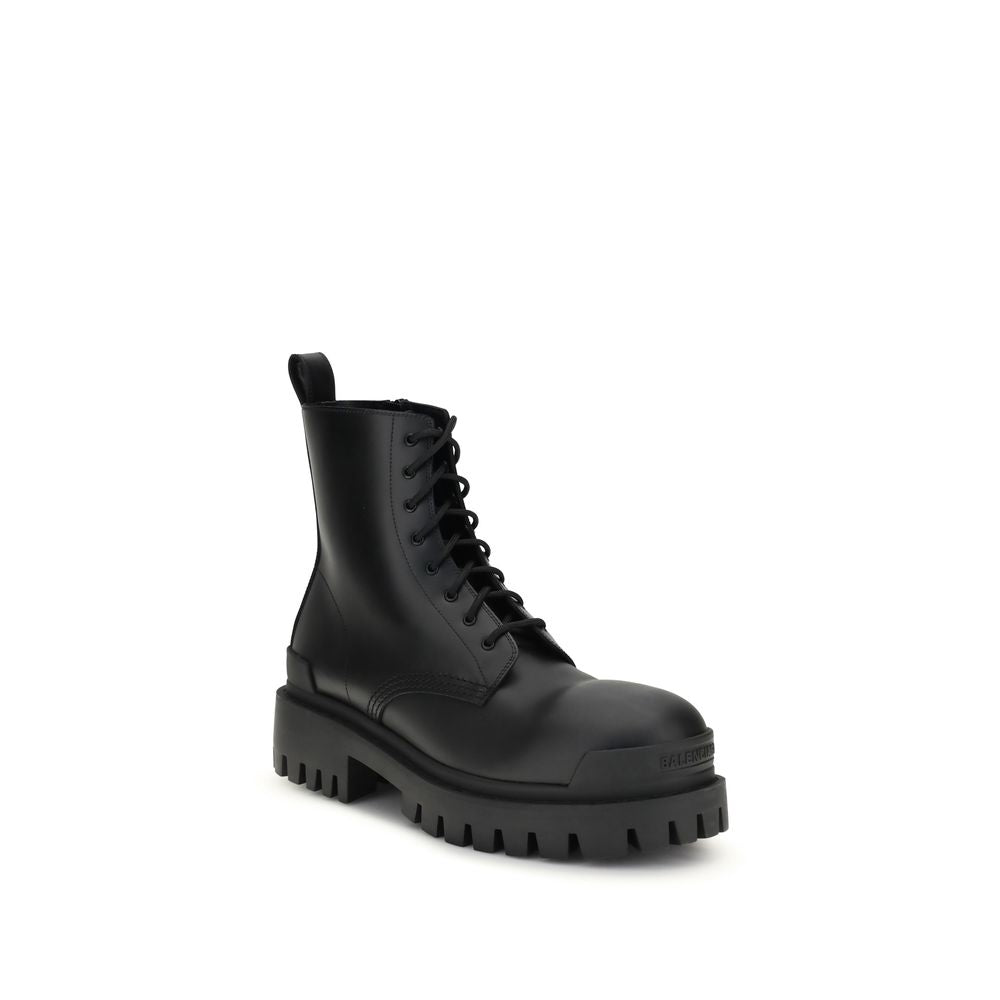 Balenciaga Schwarze Schnürstiefel aus Kalbsleder Bos Taurus