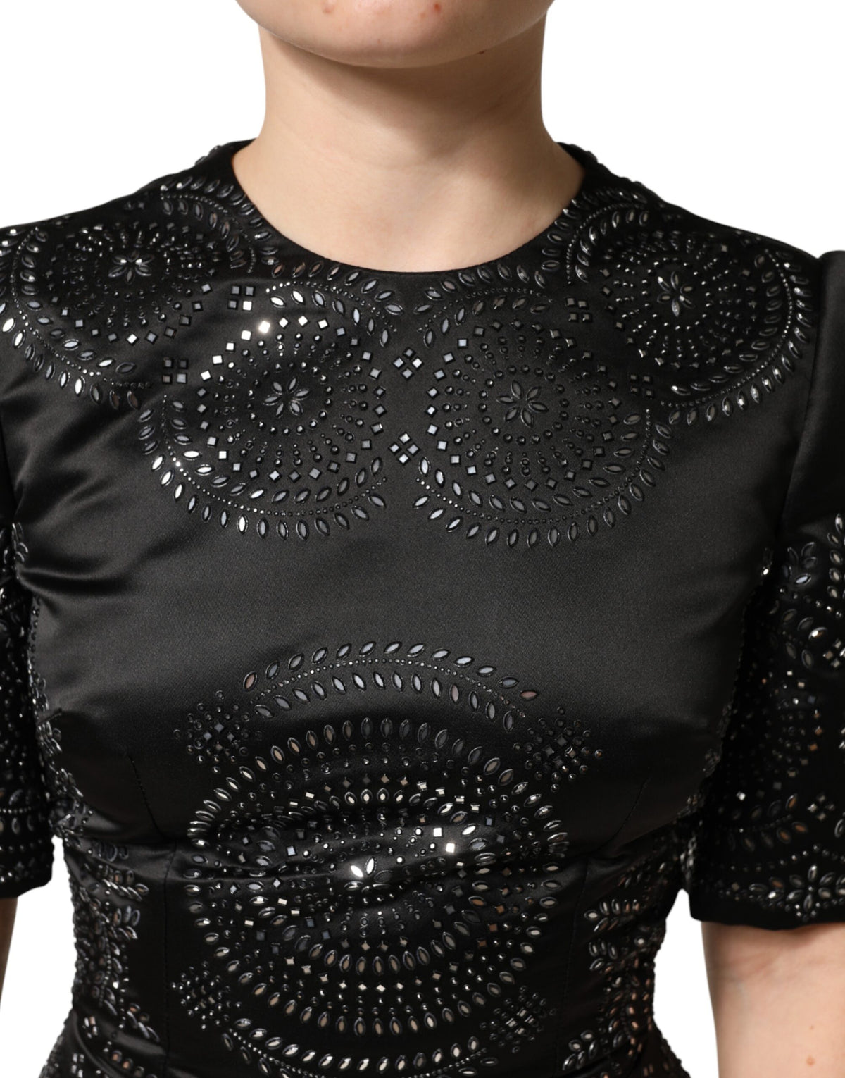 Dolce & Gabbana Schwarzes Kurzarm-Etui-Kleid mit Verzierungen