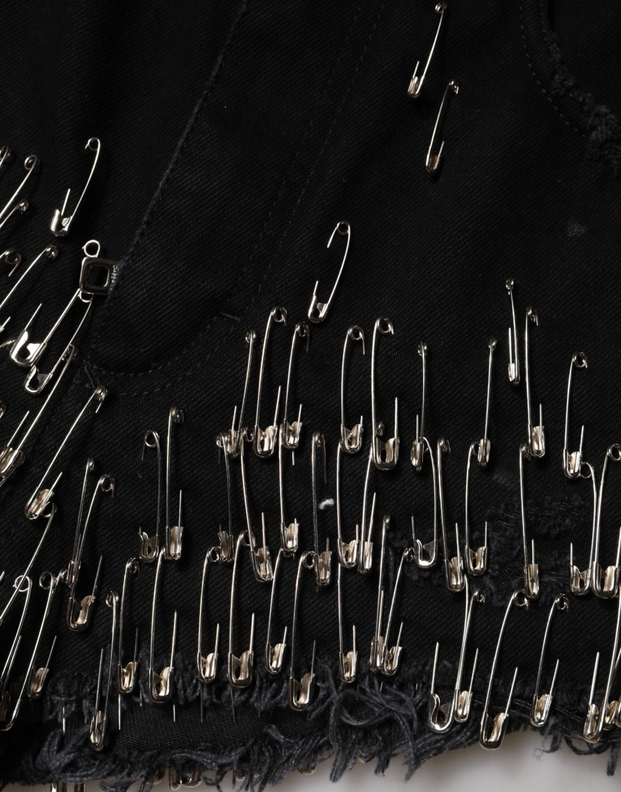Dolce & Gabbana Schwarze Hot Pants aus Baumwoll-Denim mit Nadel-Details