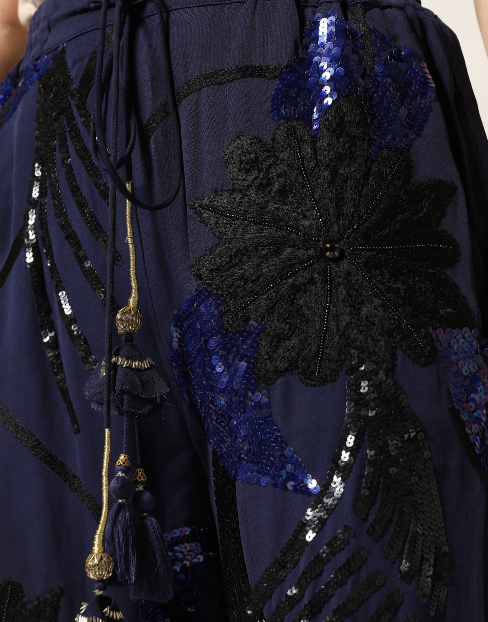 Christian Pellizzari Blaue Pailletten-Hose mit schmal zulaufendem Bein