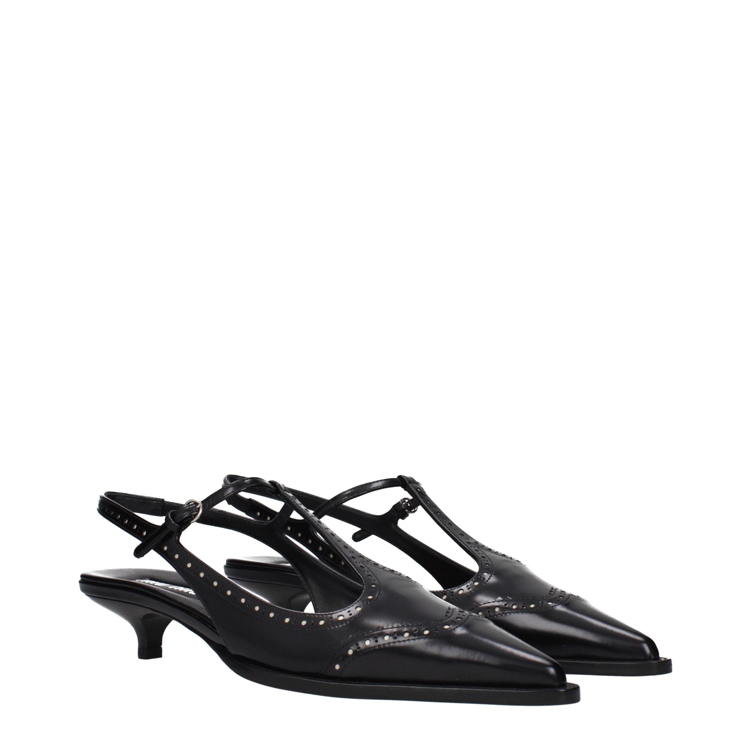 Miu Miu Schwarze Leder Pumps mit mittlerem Absatz