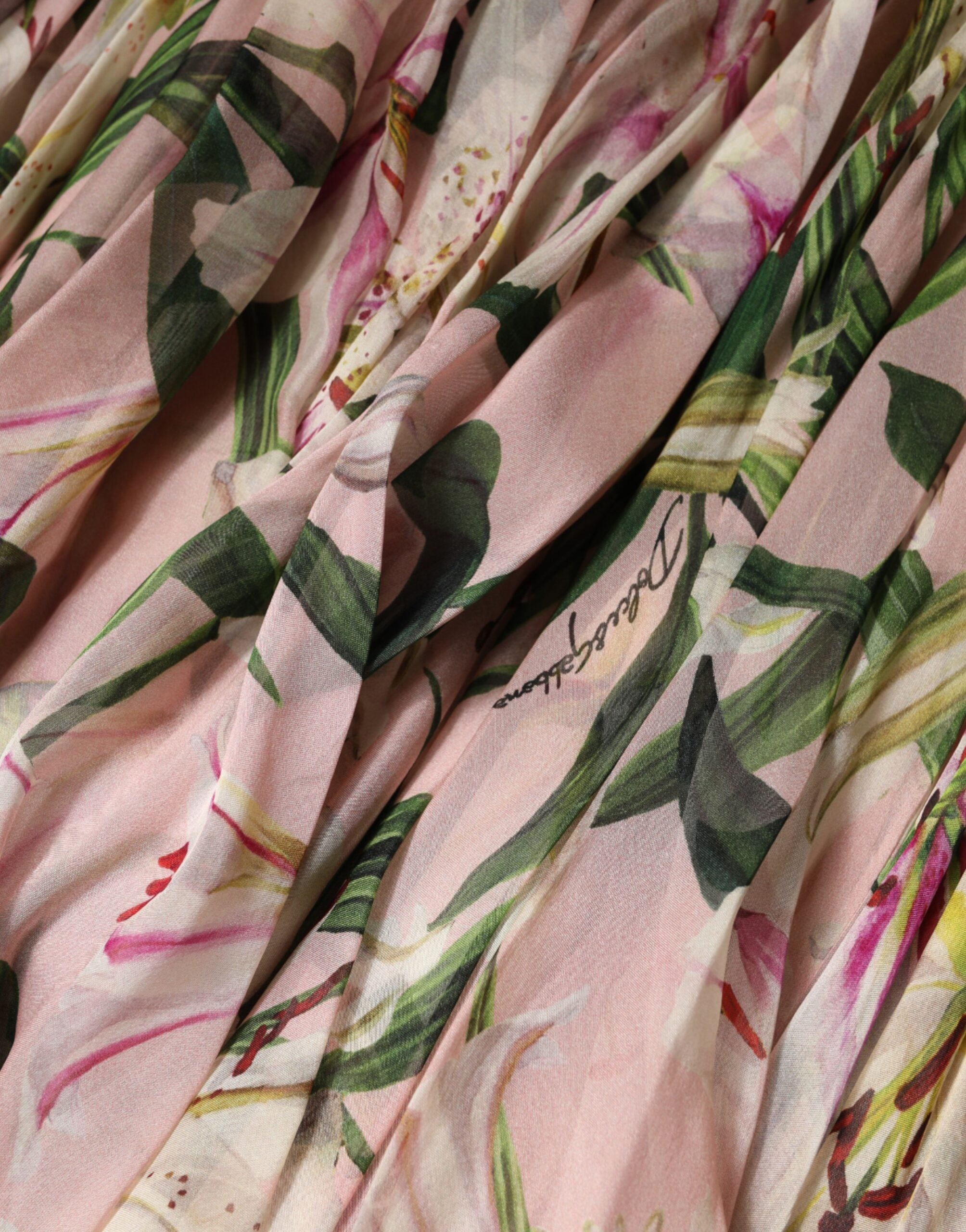 Dolce & Gabbana Maxikleid mit rosa Lilien-Print und Falten in A-Linie