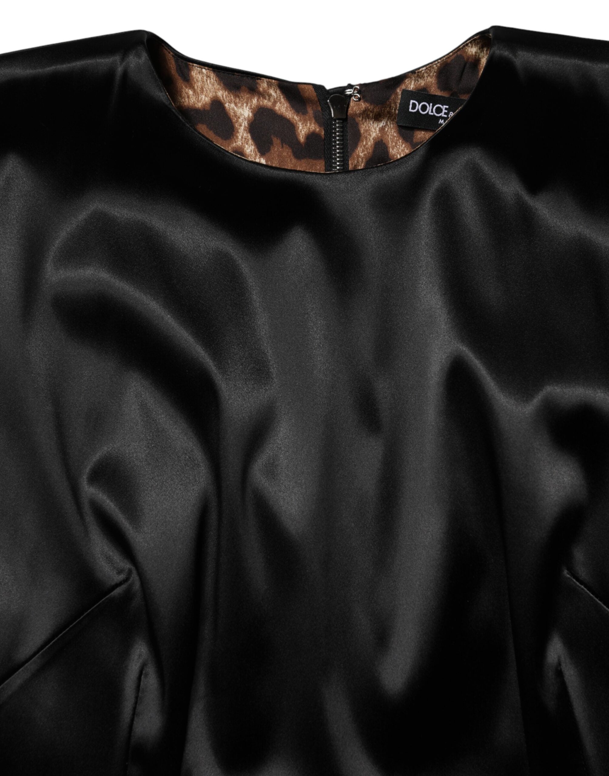 Dolce & Gabbana Schwarzes Etuikleid aus Satin mit kurzen Ärmeln, Midi-Länge