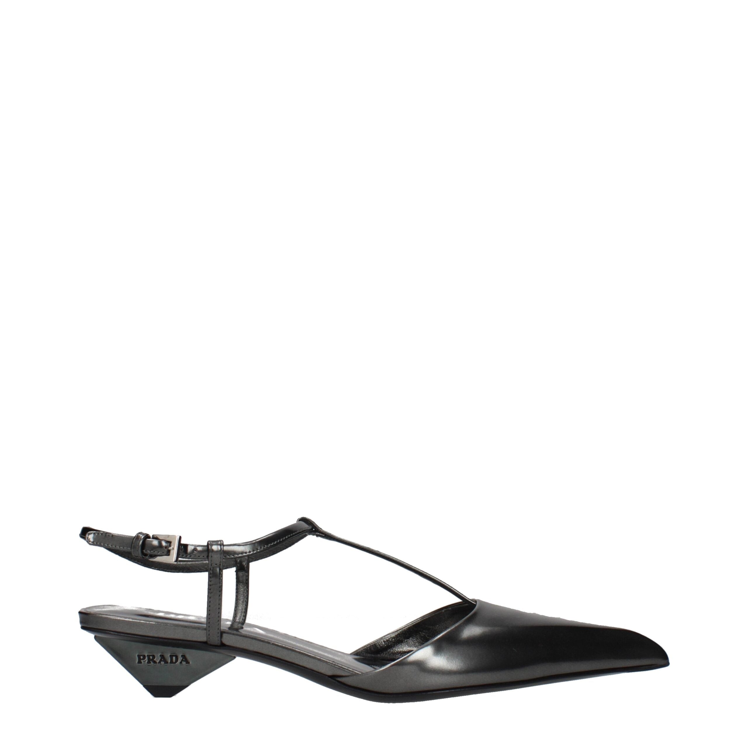 Prada Graue Leder-Sandalen mit flachem Absatz