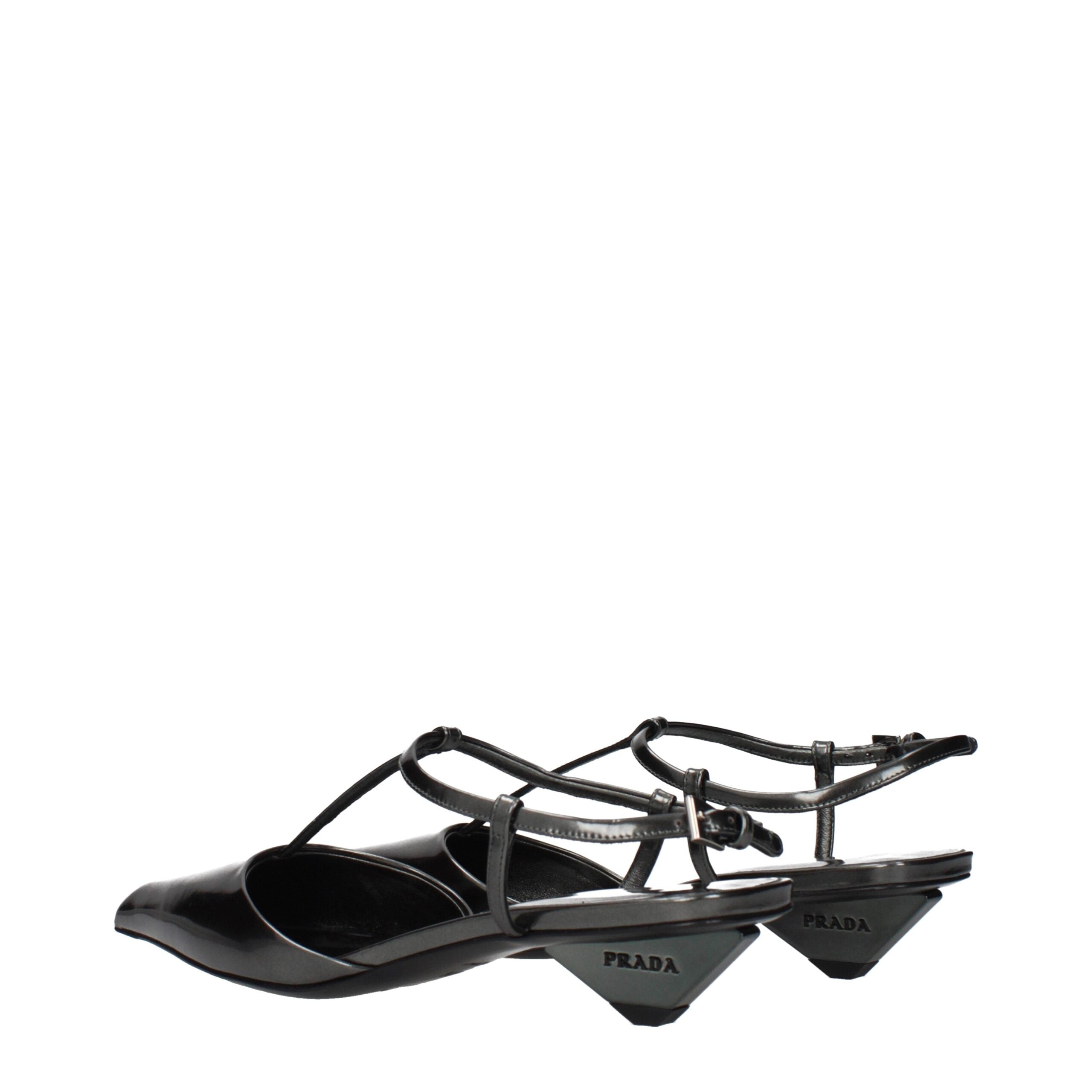 Prada Graue Leder-Sandalen mit flachem Absatz